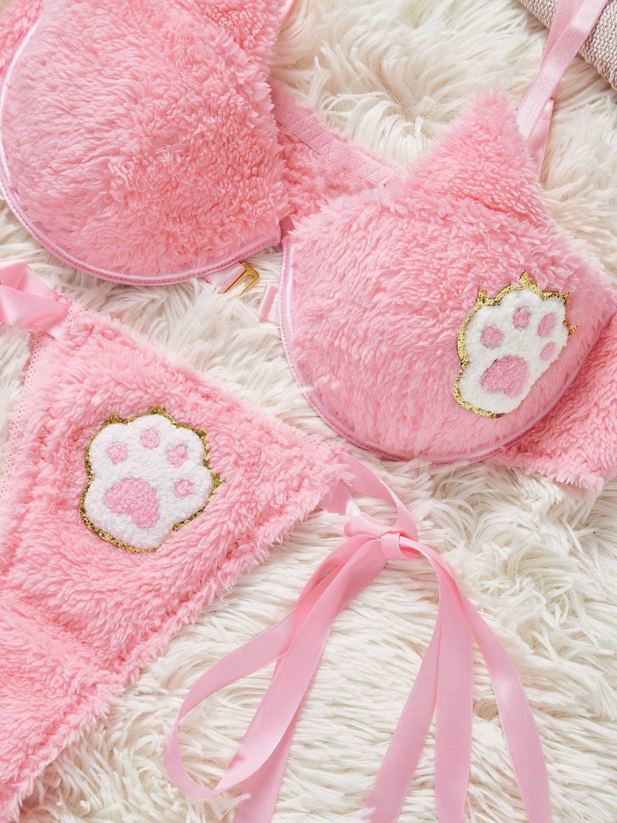 SHEIN Cartoon Graphic Lingerie Set, Bra & Panty Set